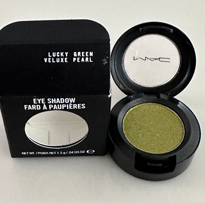 Mac Lucky Green Veluxe Pearl Eyeshadow Limited Edition Full Size